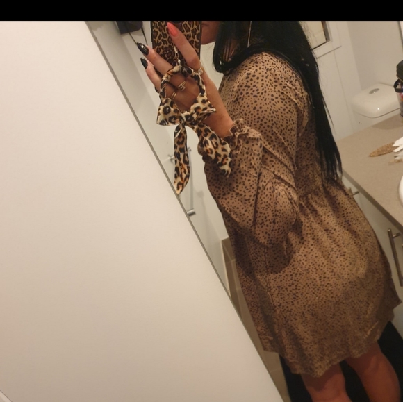 Meet your Posher, Liz - Picture 3 of 5